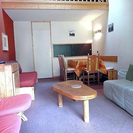 Hotel Ski-inski-out Flat In Meribel-mottaret 2*