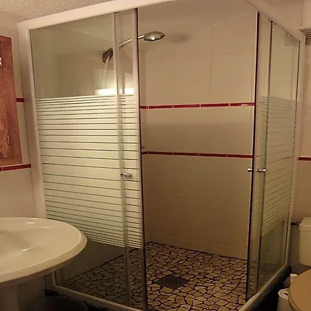 Hotel Ski-inski-out Flat In Meribel-mottaret Méribel